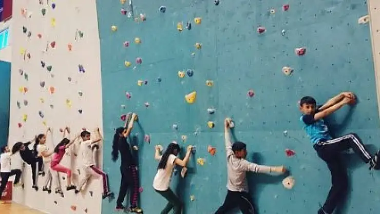 DİGORLU SPOR TIRMANIŞÇILAR EN İYİ 8 SPORCU ARASINDA GİRDİ