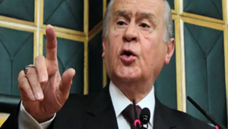 Bahçeli'den Genelkurmay Başkanı Akar'ı eleştirenlere sert cevap