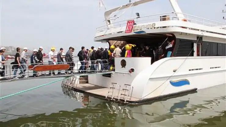 Gönül Köprüsü öğrencileri Karadeniz'e açıldı