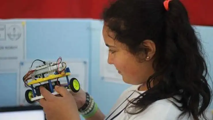 GÖL'DE TÜBİTAK BİLİM FUARI