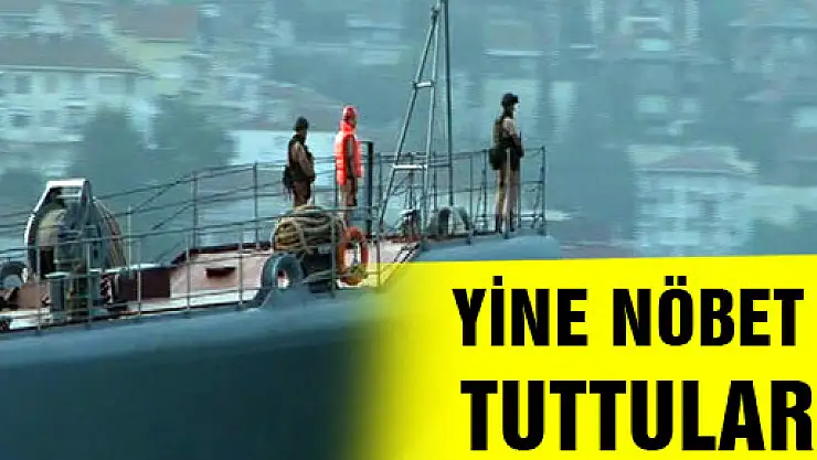 Rus savaş gemisi İstanbul Boğazı'ndan geçti