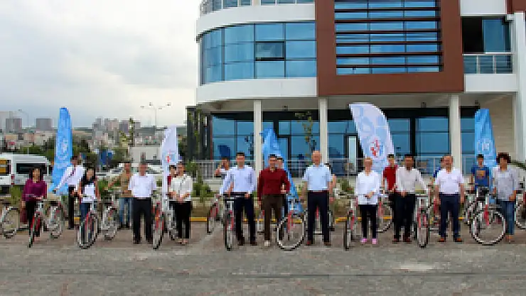 Halk Sağlığından Gençlik Merkezlerine 20 Bisiklet