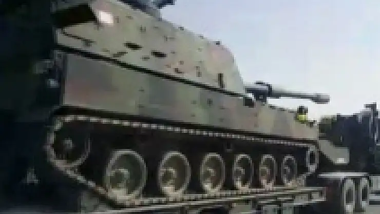 Çukurca'da PKK noktaları obüslerle vuruldu