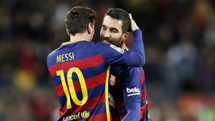 Chelsea ve Arsenal Arda için yarışıyor