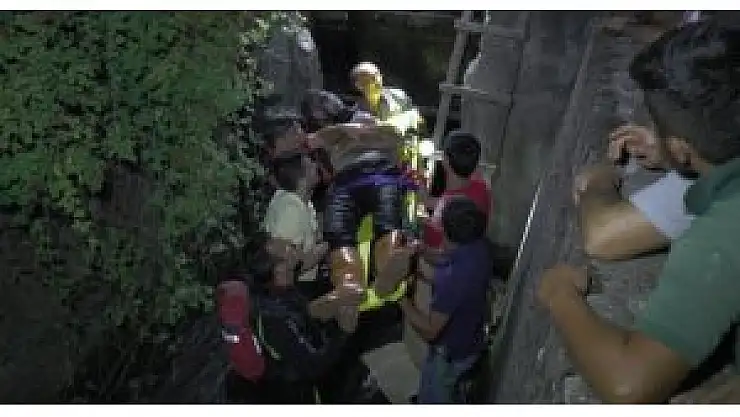 Yaşlı adam, tıkanıklığı gidermek için girdiği su kanalında zehirlenerek öldü