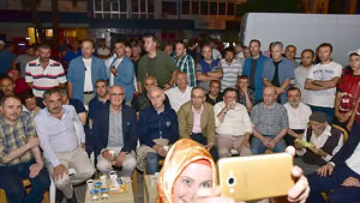 Başkan Yılmaz: 'Türkiye dünyaya demokrasi dersi verdi'