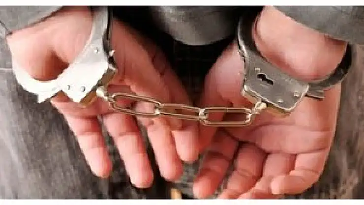 Samsun'da 12 polis ve 4 öğretmen tutuklandı