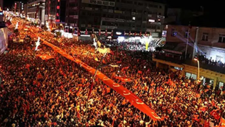 Demokrasi Nöbeti Ne Zaman Bitecek?