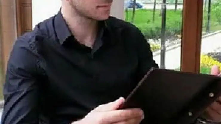 Serinlemek için denize giren genç boğuldu