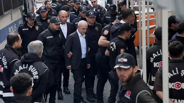 5 belediye başkanı görevden alındı