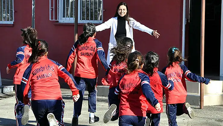 Bakan Yılmaz: '15 bin sözleşmeli öğretmen alacağız'