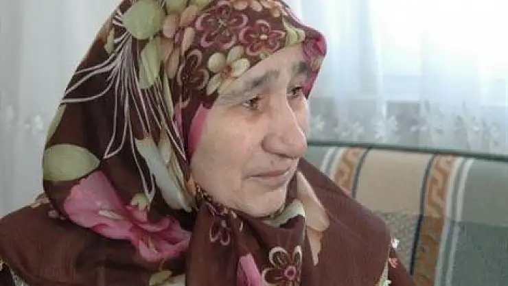 Şehit Uzman Jandarma Çavuş Kaşif Arslan'ın annesi Samsun'un Havza ilçesinde yılın annesi seçildi.