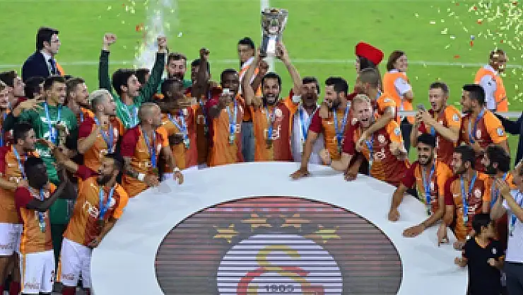 Galatasaray Süper Kupa'yı beşinci kez müzesine götürdü