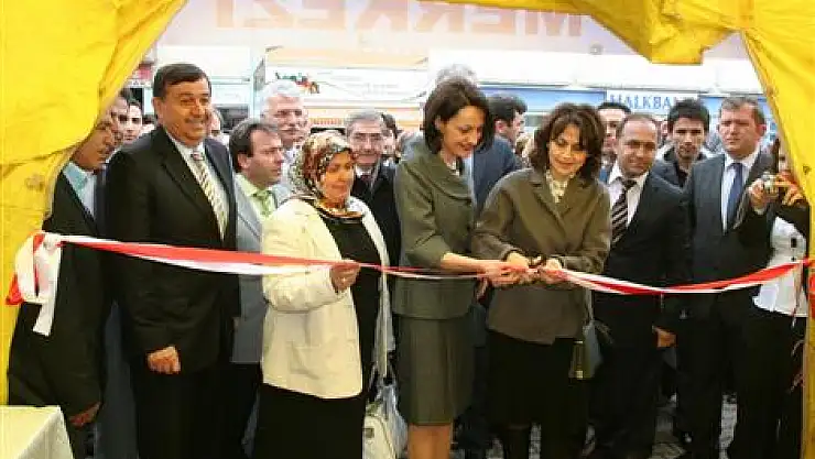 HAVZA'DA HALK EĞİTİM MERKEZİ YILSONU SERGİSİ AÇILDI