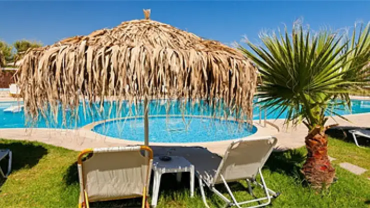 Türkiye'ye gelen turist sayısı düştü