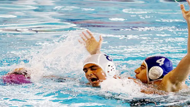 Minik Erkekler Türkiye Sutopu Şampiyonası Samsun'da başladı 