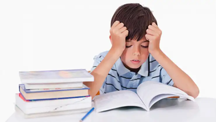 Okul stresi saçkırana yol açabilir