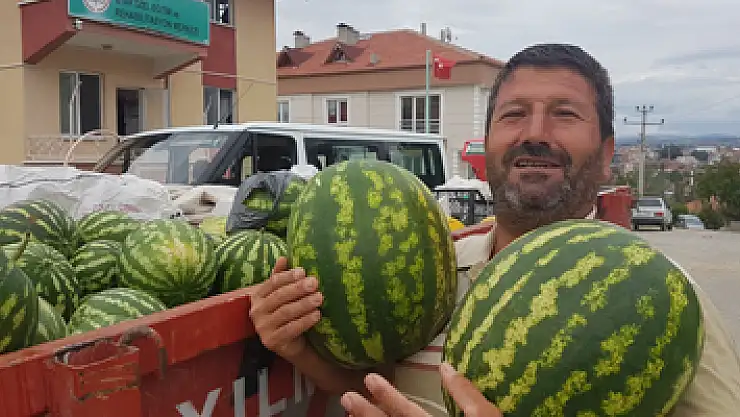Vezirköprü'de karpuz bereketi