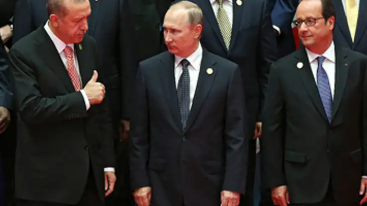 Erdoğan aile fotoğrafında Putin'le yan yana yer aldı