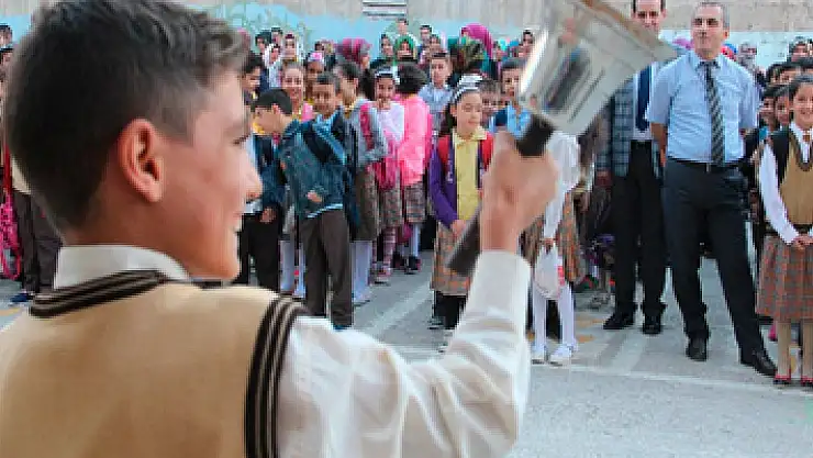 İlk ders zili çaldı