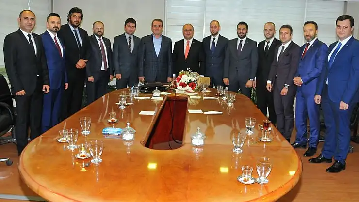 Başkan Murzioğlu'ndan genç işadamlarına övgü