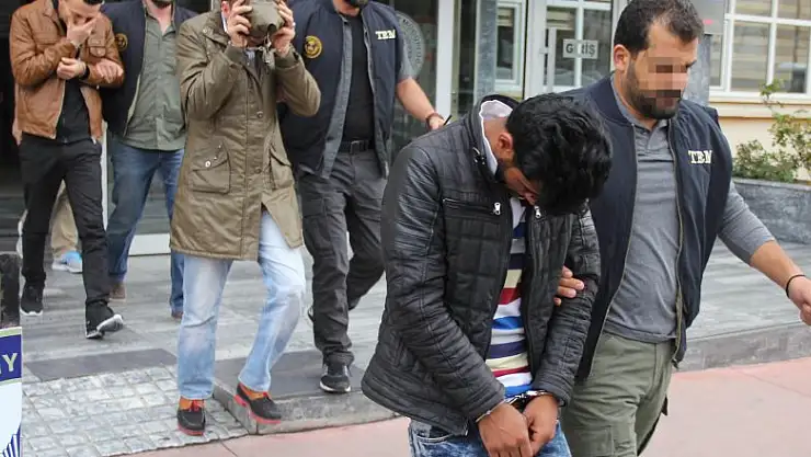 Samsun'da 3 DAEŞ'li adliyeye sevk edildi