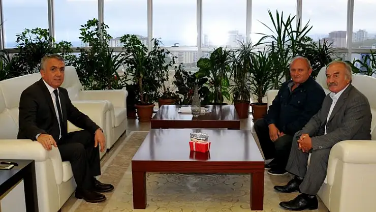 Rektör Bilgiç'e tebrik ziyaretleri 