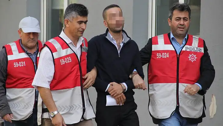 Babaannesinin 10 bin lirasını çalan kızın parayı verdiği arkadaşı yakaland