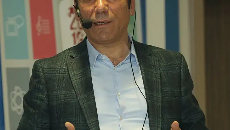 Genç: 'Şehre ruh vermek yerel yöneticilerin görevidir'