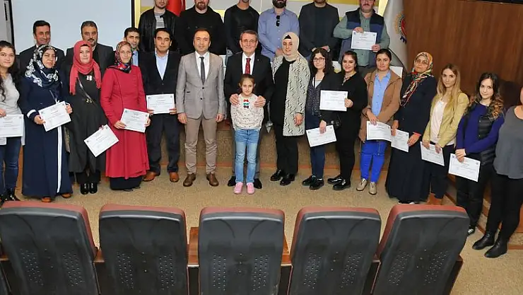 Girişimci adaylarının belge heyecanı