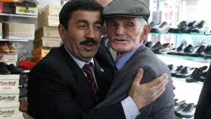 Karabacak: 'Sokak ağzıyla konuşmak yakışmaz'