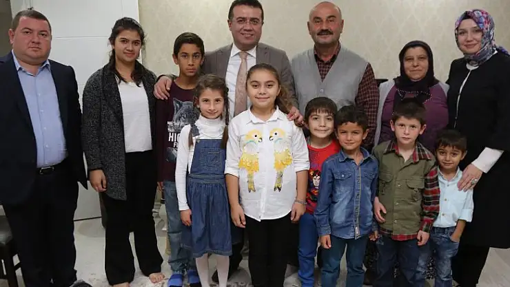 Taşçı'dan hacılara ziyaret 