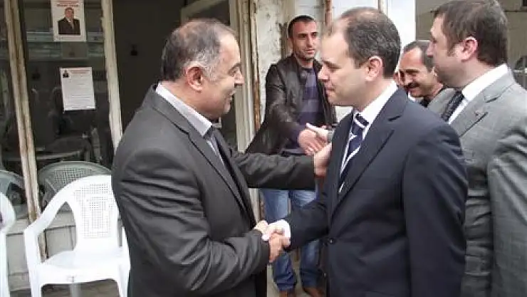 Kılıç 'Muhtarlar Baş Tacımız'