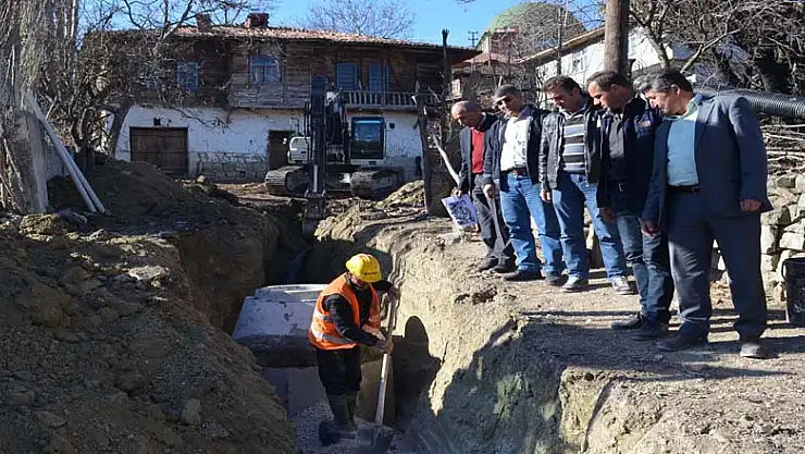 Kırsaldaki mahallelerin alt yapısına neşter