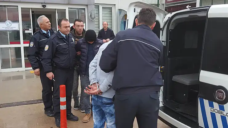 Cinsel istismardan 17.5 yıl ceza alan 3 kişi mahkemede tutuklandı