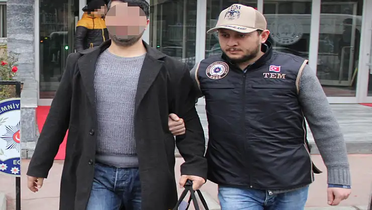 FETÖ'den 2 komiser yardımcısı tutuklandı