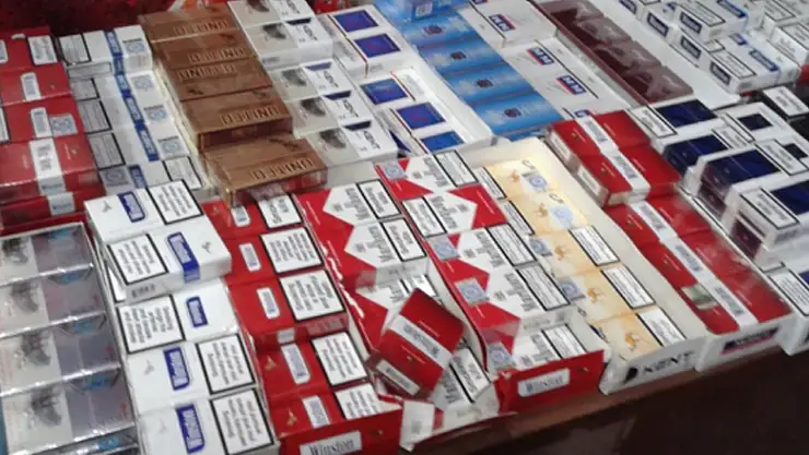 Yolcu otobüsünde kaçak sigara ele geçirildi