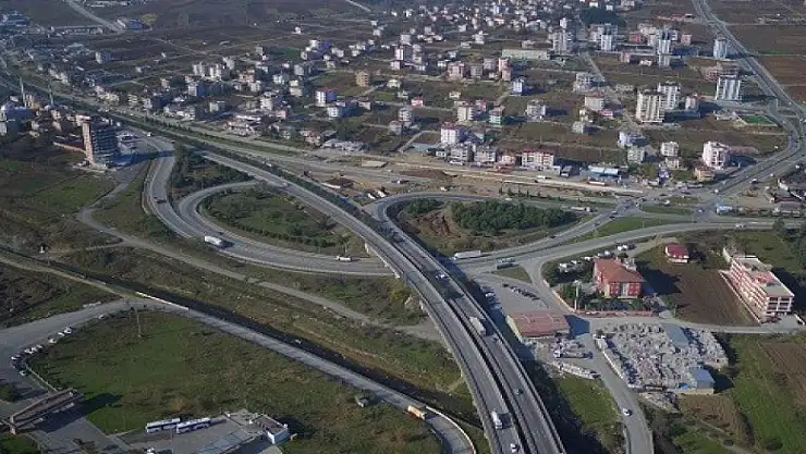 Tekkeköy'deki viyadük ve kavşak çalışmasının yüzde 49'u tamam