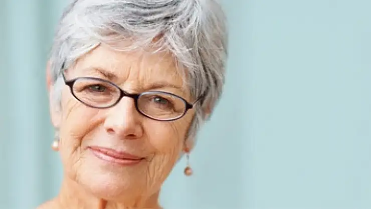 Erken yaşta saç beyazlaması neden olur? En önemli 30 neden