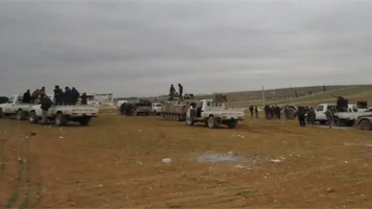 Fırat Kalkanı Harekatı kapsamında El Bab'ta ilerleyiş sürüyor