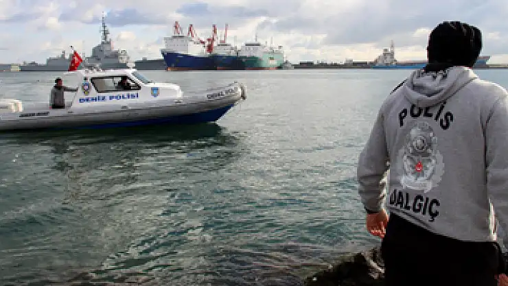 Kayıp ihbarı yapılan kadın denizde arandı