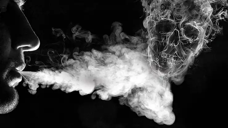 'Sigara içene değil, herkese zarar'