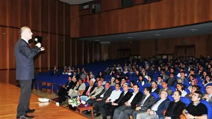 Akıl karı olmayan işler konferansı