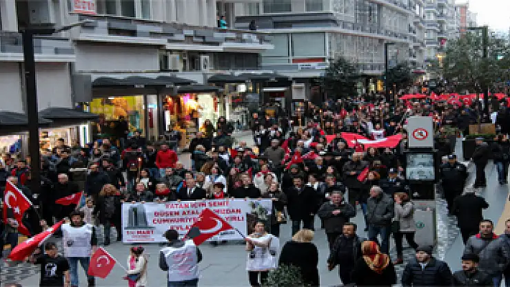 18 Mart Çanakkale Zaferi Fener Alayı Yürüyüşü