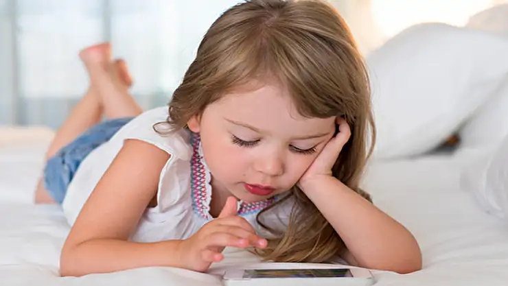 Tablet ve telefon nörolojik hastalıkları artırıyor