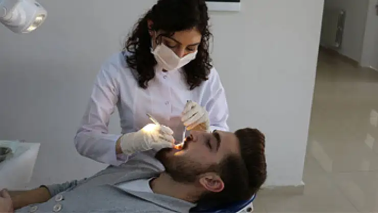 Stres diş eti rahatsızlıklarına neden oluyor