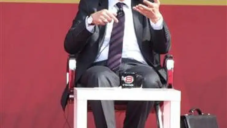 Özyer, sert konuştu