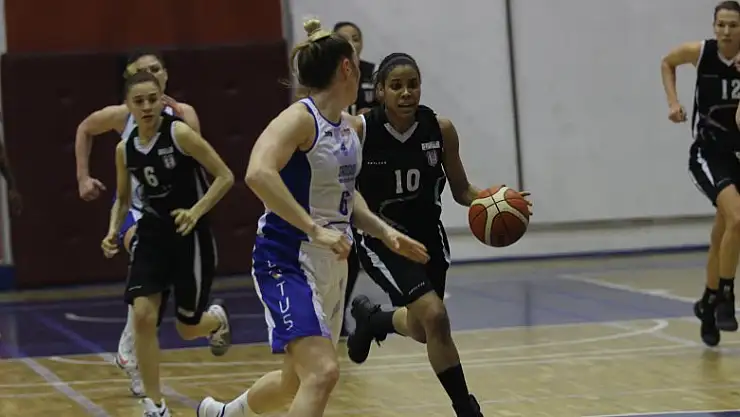 Canik Belediyespor-Beşiktaş maçında gerginlik