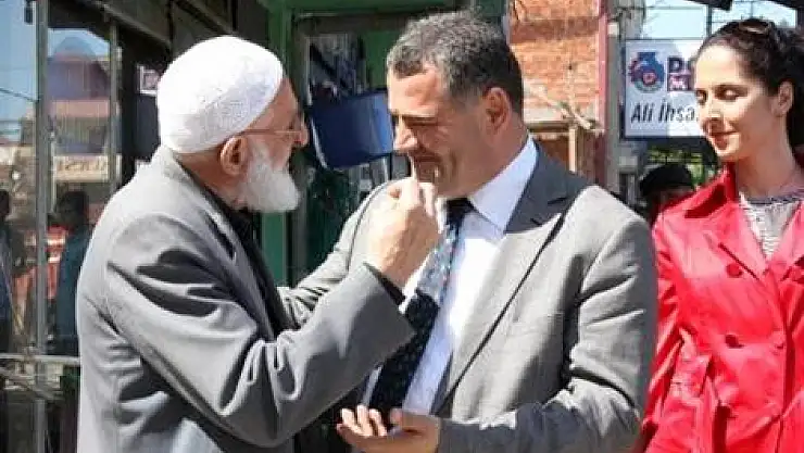 Karanfil yorulmadan çalışmalarını sürdürüyor