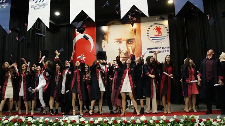 OMÜ GSF ilk mezunlarını verdi